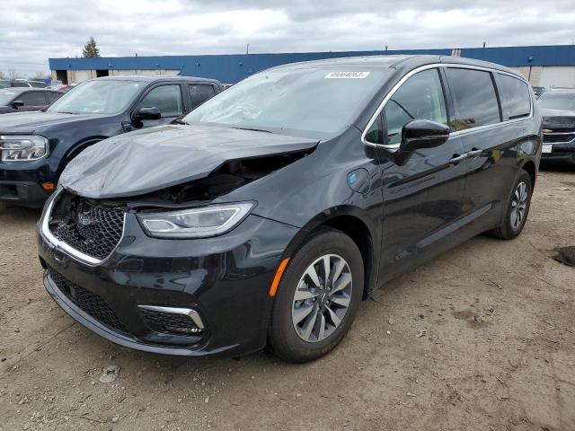 CHRYSLER PACIFICA H 2022 with VIN 2C4RC1L73NR202566 - Photo from auction