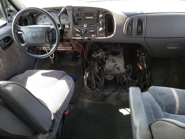 Photo 8 from auction – 2000 DODGE RAM WAGON with VIN 2B5WB25Z6YK174746