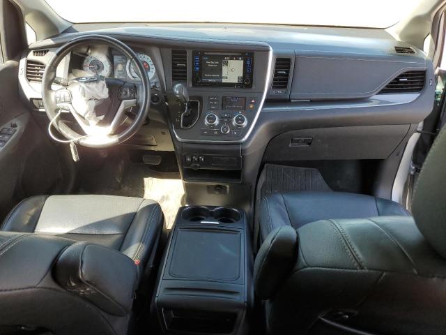 Photo 8 from auction – 2017 TOYOTA SIENNA SE with VIN 5TDXZ3DC2HS816467