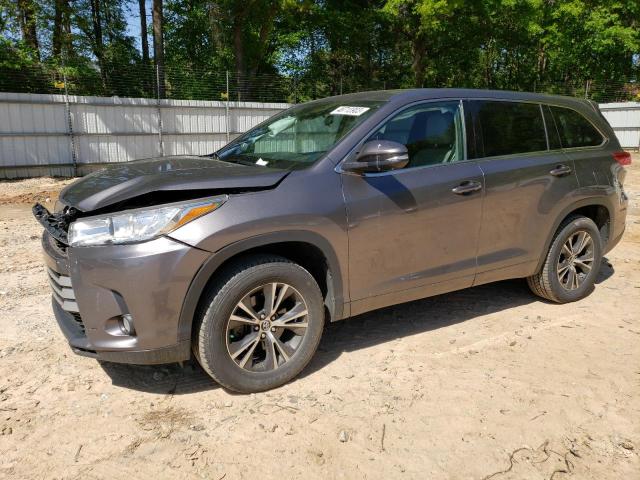 TOYOTA HIGHLANDER 2018 with VIN 5TDZZRFH2JS287676 - Photo from auction