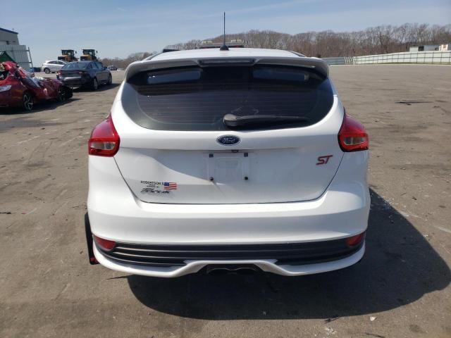 Photo 6 from auction – 2017 FORD FOCUS ST with VIN 1FADP3L98HL260588