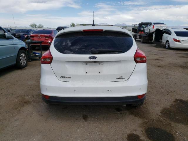 صورة رقم 6 من المزاد - 2015 FORD FOCUS SE مع VIN 1FADP3K21FL386096