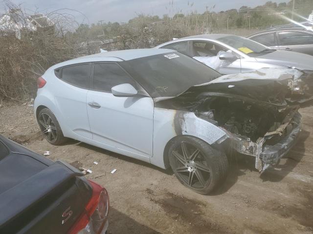 Photo 4 from auction – 2015 HYUNDAI VELOSTER with VIN KMHTC6AD9FU223224