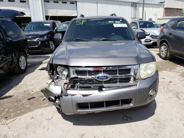 صورة رقم 5 من المزاد - 2010 FORD ESCAPE XLT مع VIN 1FMCU0D74AKB28767