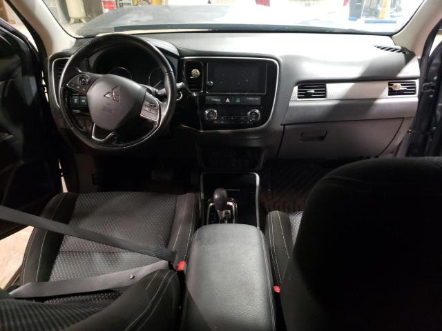 Photo 8 from auction – 2017 MITSUBISHI OUTLANDER with VIN JA4AZ3A39HZ049025