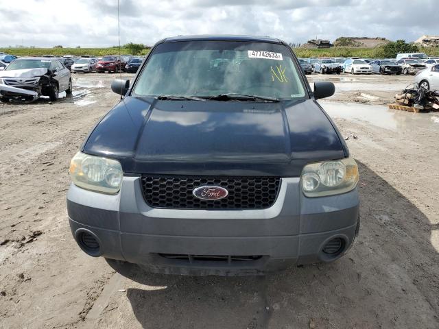 Photo 5 from auction – 2005 FORD ESCAPE XLS with VIN 1FMYU02Z25KD88522