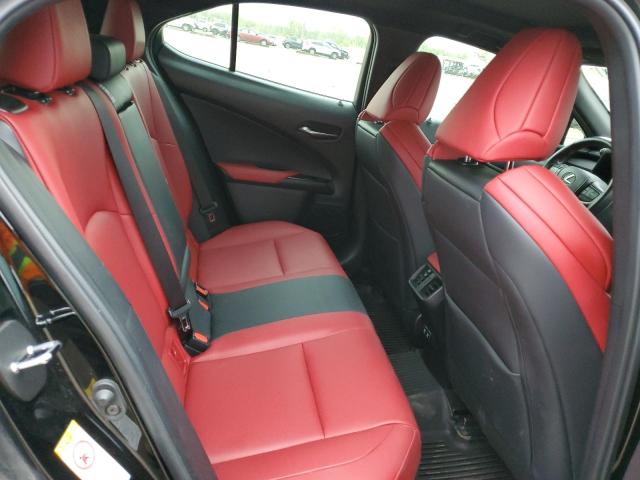 Photo 10 from auction – 2019 LEXUS UX 200 with VIN JTHY3JBH7K2002028