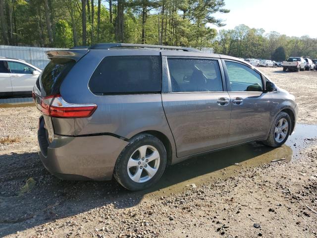 Photo 3 from auction – 2017 TOYOTA SIENNA LE with VIN 5TDKZ3DC5HS875510