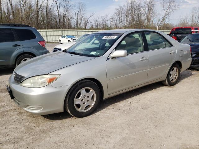 TOYOTA CAMRY LE 2003 with VIN 4T1BF32K93U044532 - Photo from auction