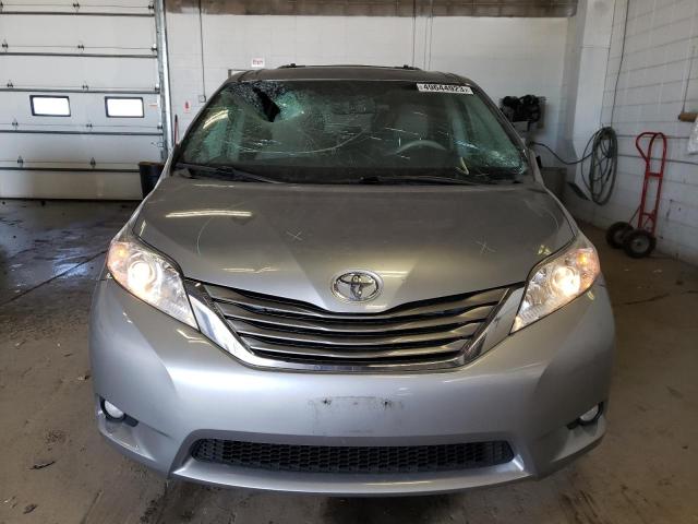 Photo 5 from auction – 2012 TOYOTA SIENNA XLE with VIN 5TDDK3DC1CS034838