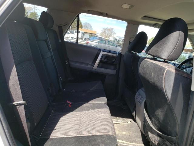 Photo 11 from auction – 2010 TOYOTA 4RUNNER SR with VIN JTEBU5JR2A5012142