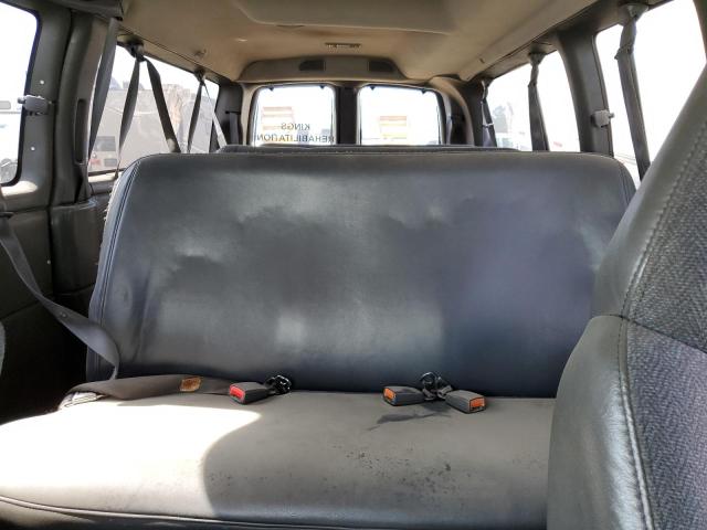 Photo 10 from auction – 2002 CHEVROLET EXPRESS G3 with VIN 1GAHG39R221138324