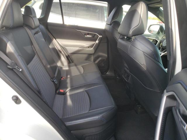 Photo 11 from auction – 2019 TOYOTA RAV4 XSE with VIN JTMEWRFV6KD516404
