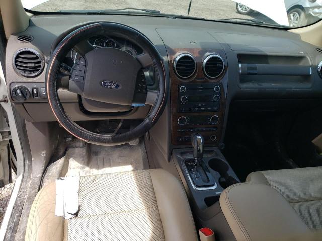 Photo 8 from auction – 2009 FORD TAURUS X E with VIN 1FMDK07W89GA02925