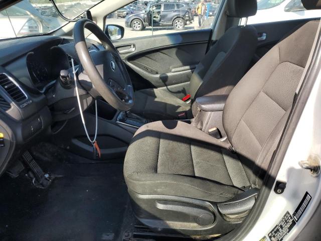 Photo 7 from auction – 2017 KIA FORTE LX with VIN 3KPFK4A79HE082238