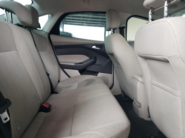 Photo 10 from auction – 2016 FORD FOCUS SE with VIN 1FADP3FE4GL210682