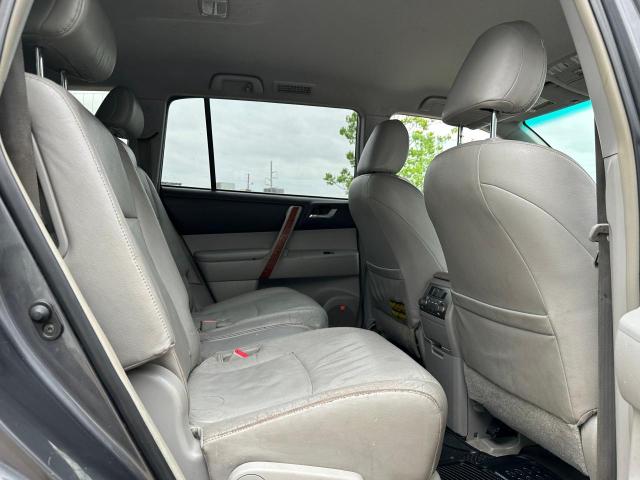 Photo 6 from auction – 2008 TOYOTA HIGHLANDER with VIN JTEDS42A082035691
