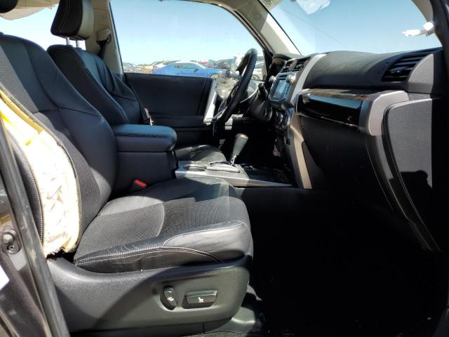 Photo 7 from auction – 2017 TOYOTA 4RUNNER SR with VIN JTEZU5JR3H5162382