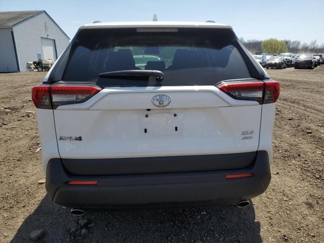Photo 6 from auction – 2023 TOYOTA RAV4 XLE with VIN JTMP1RFV8PD093825