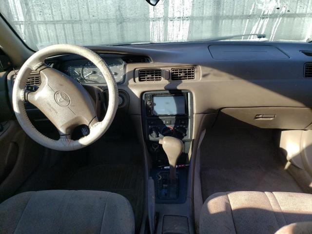 Photo 8 from auction – 2000 TOYOTA CAMRY LE with VIN 4T1BF28K9YU950379