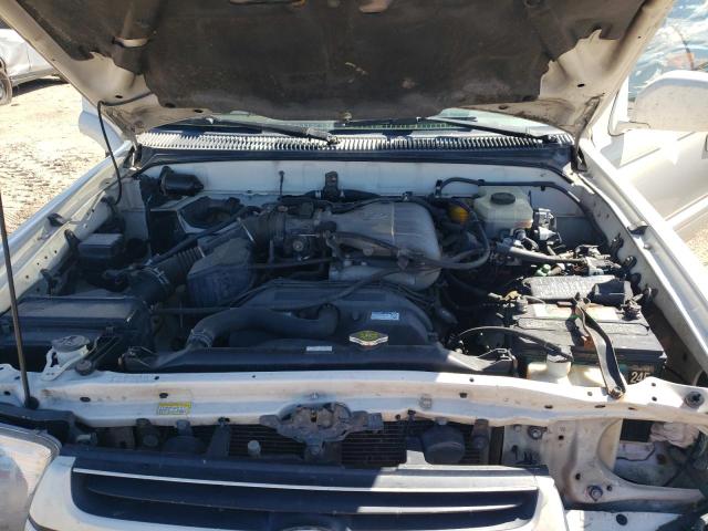 Photo 12 from auction – 2002 TOYOTA 4RUNNER LI with VIN JT3GN87R029000568