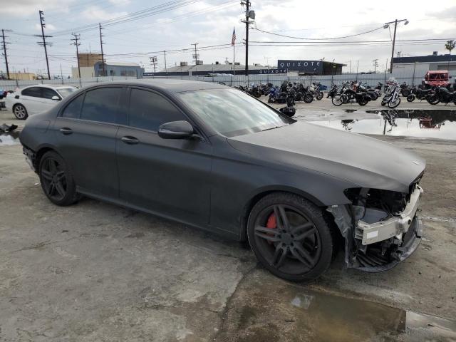 Photo 4 from auction – 2017 MERCEDES-BENZ E 300 with VIN WDDZF4JB6HA099416