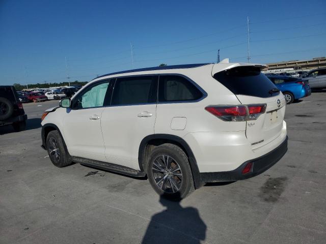 Photo 2 from auction – 2016 TOYOTA HIGHLANDER with VIN 5TDKKRFH4GS122503