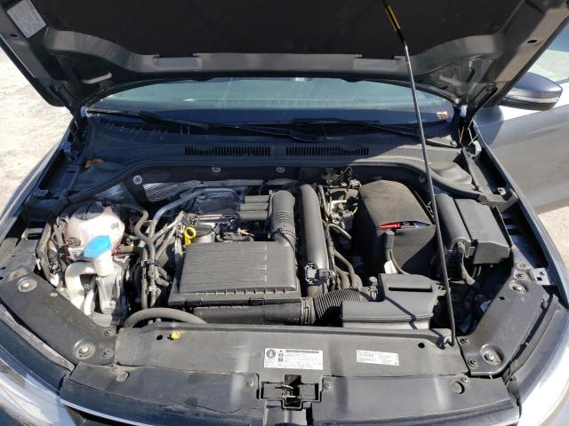Photo 11 from auction – 2017 VOLKSWAGEN JETTA SE with VIN 3VWDB7AJ3HM413029