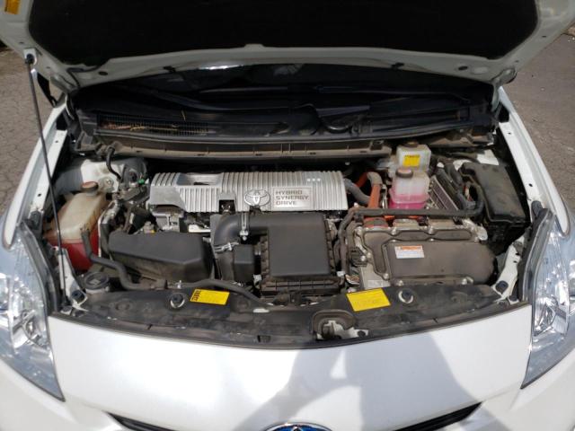 Photo 11 from auction – 2014 TOYOTA PRIUS with VIN JTDKN3DU2E0382130