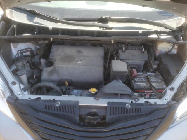 Photo 12 from auction – 2015 TOYOTA SIENNA with VIN 5TDZK3DC1FS624192