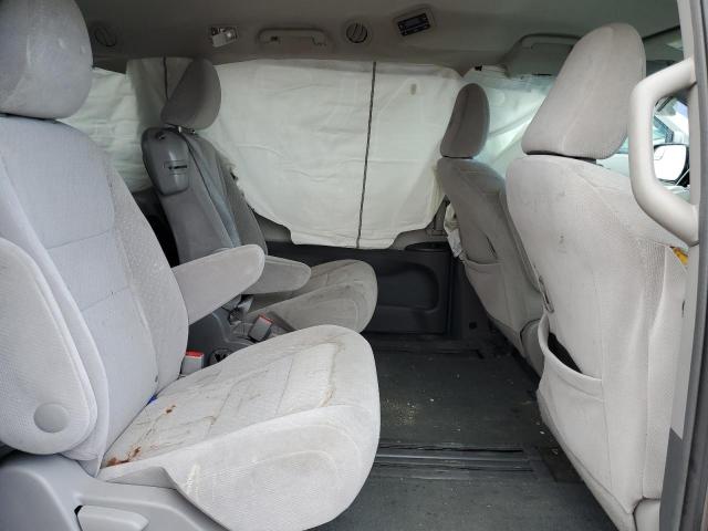 Photo 11 from auction – 2017 TOYOTA SIENNA LE with VIN 5TDKZ3DC8HS790130
