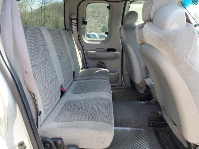 Photo 10 from auction – 2002 FORD F150 with VIN 1FTRX18W32NA35915