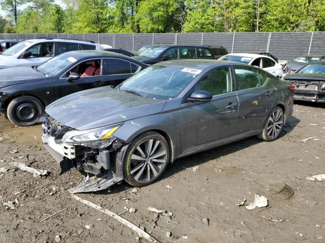 NISSAN ALTIMA SR 2019 with VIN 1N4BL4CV4KC185501 - Photo from auction