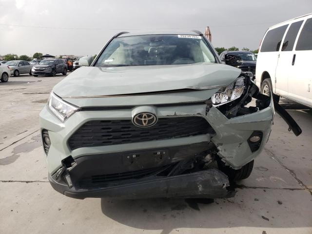 Photo 5 from auction – 2021 TOYOTA RAV4 XLE with VIN JTMW1RFV1MD522987