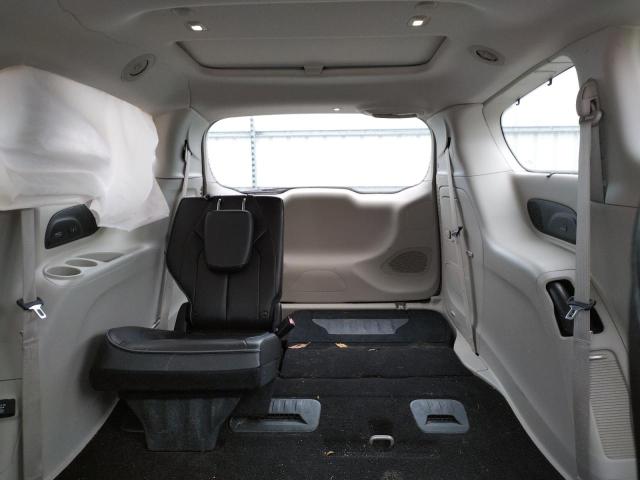 Photo 10 from auction – 2017 CHRYSLER PACIFICA L with VIN 2C4RC1GG0HR796130