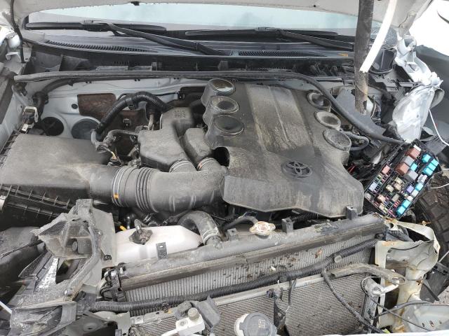 Photo 12 from auction – 2019 TOYOTA 4RUNNER SR with VIN JTEBU5JR0K5707429