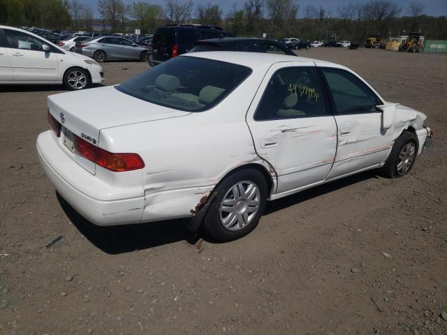 Photo 3 from auction – 2000 TOYOTA CAMRY CE with VIN 4T1BG22K7YU924014