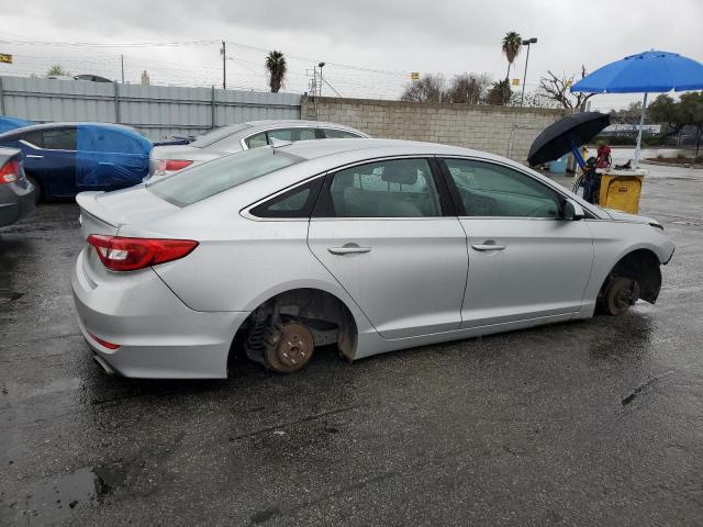Photo 3 from auction – 2017 HYUNDAI SONATA SE with VIN 5NPE24AF2HH565679