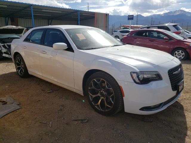 Photo 4 from auction – 2016 CHRYSLER 300 S with VIN 2C3CCABG0GH252622