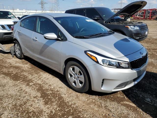 Photo 4 from auction – 2018 KIA FORTE LX with VIN 3KPFL4A72JE233519