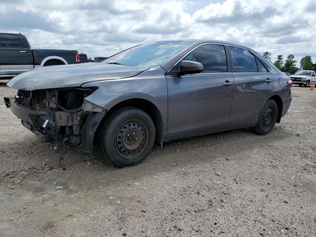 TOYOTA CAMRY LE 2017 with VIN 4T1BF1FK8HU652905 - Photo from auction
