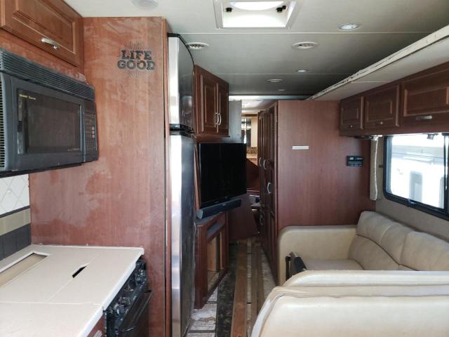 Photo 6 from auction – 2015 FORD MOTORHOME with VIN 1F66F5DY5F0A01534