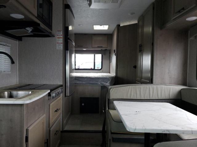 Photo 6 from auction – 2021 FORD ECONOLINE with VIN 1FDWE3FN5MDC23922