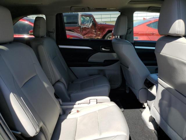Photo 11 from auction – 2015 TOYOTA HIGHLANDER with VIN 5TDJKRFH6FS123145