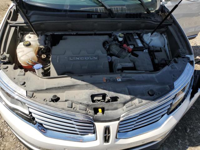 Photo 12 from auction – 2017 LINCOLN MKX RESERV with VIN 2LMPJ6LR0HBL33110