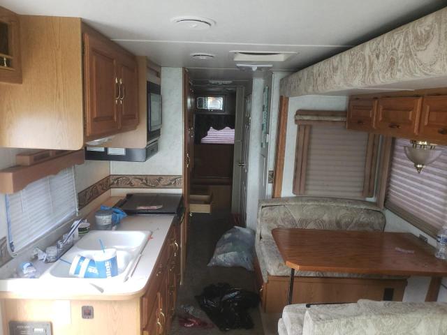 Photo 6 from auction – 1999 FOUR WINDSPORT with VIN 3FCNF53S9XJA26426