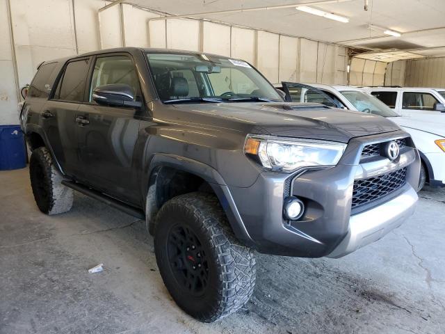 Photo 4 from auction – 2018 TOYOTA 4RUNNER SR with VIN JTEBU5JR4J5527952
