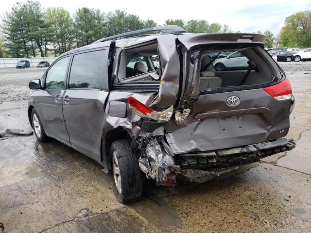 Photo 2 from auction – 2012 TOYOTA SIENNA LE with VIN 5TDKK3DC9CS264599