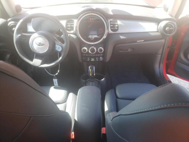 Photo 8 from auction – 2023 MINI COOPER SE with VIN WMW13DJ0XP2T38812