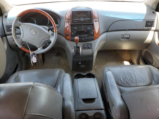 Photo 8 from auction – 2010 TOYOTA SIENNA XLE with VIN 5TDDK4CC2AS028602
